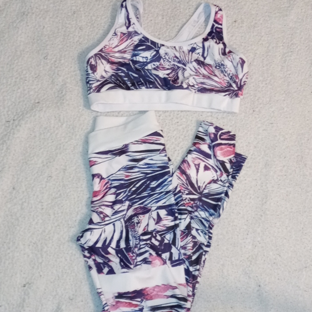 Cute 2 Piece Floral Print Workout set
